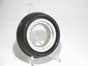 19037033B Shaft Seal, wheel hub - 19037033b